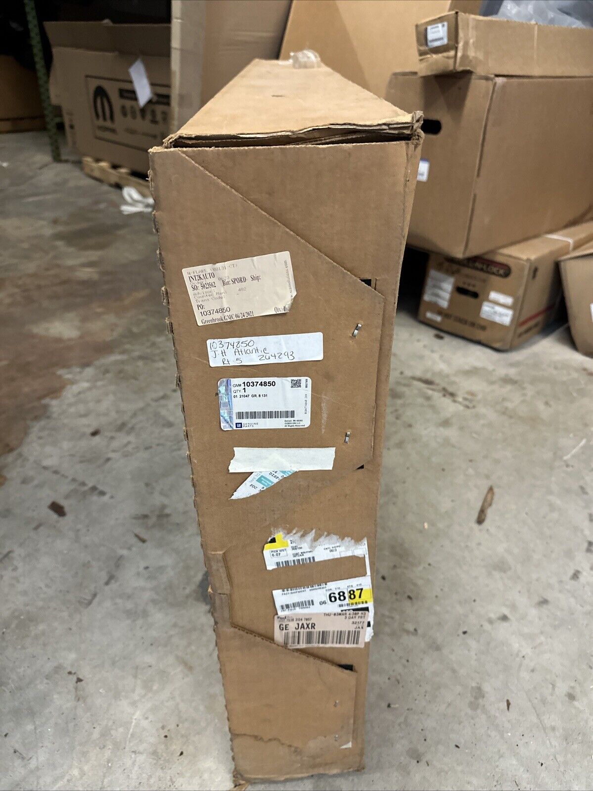 Genuine OEM GM Silverado 1500 Right Fender Flare Protector 2001-2007 10374850