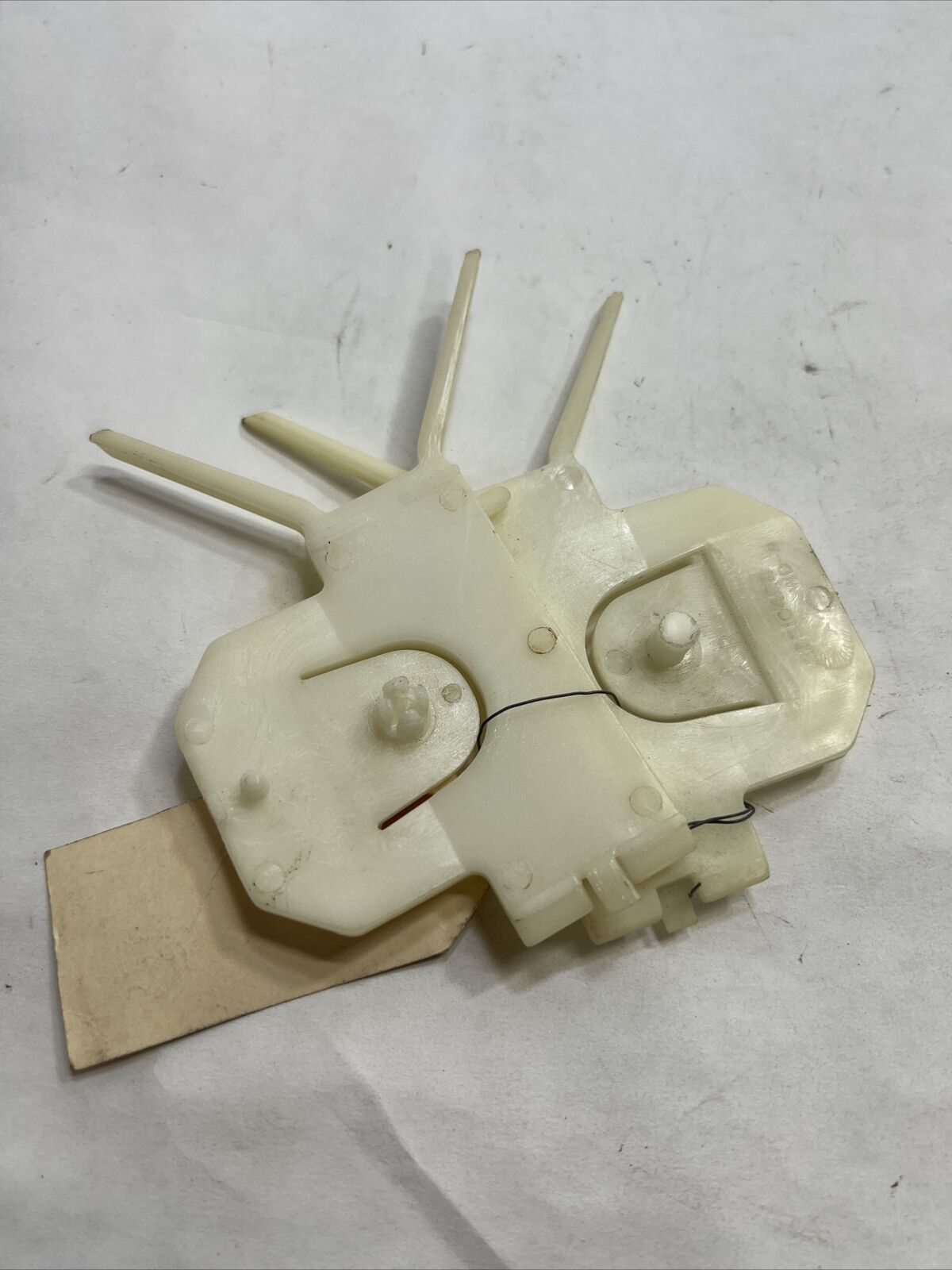 New OEM GM Quarter Molding Clip Rear 12338009