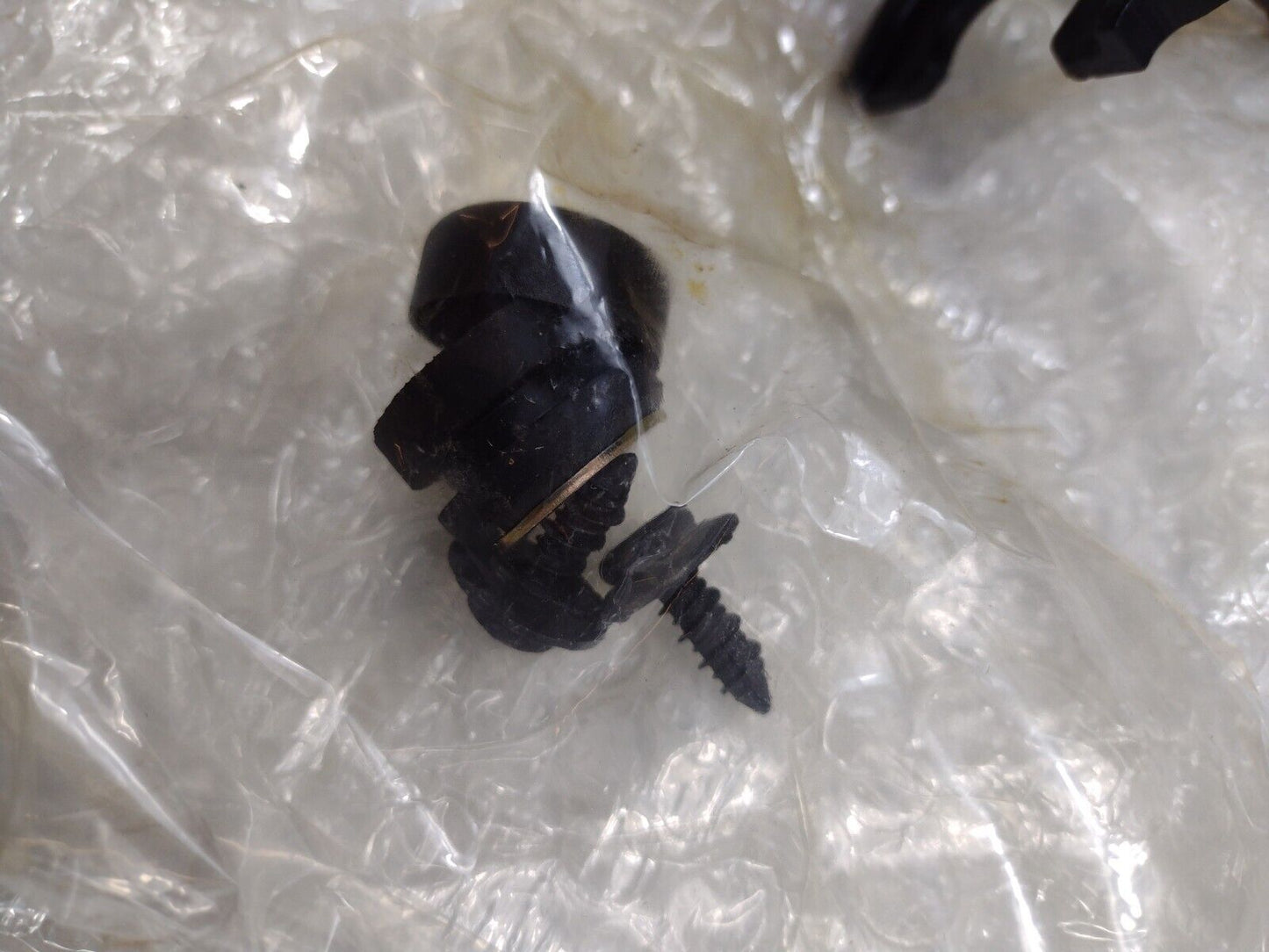 Genuine OEM GM Windshield Wiper Transmission Assy 22685579