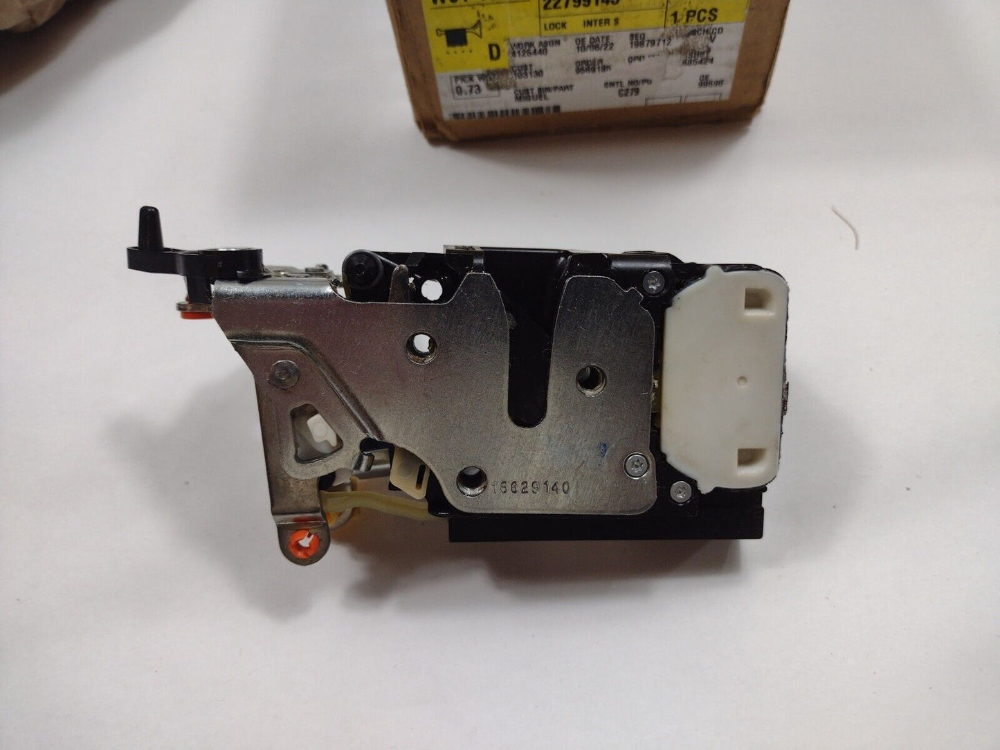 Genuine OEM GM Passenger Side Intermediate Side Door Latch 1996-2024 22799143