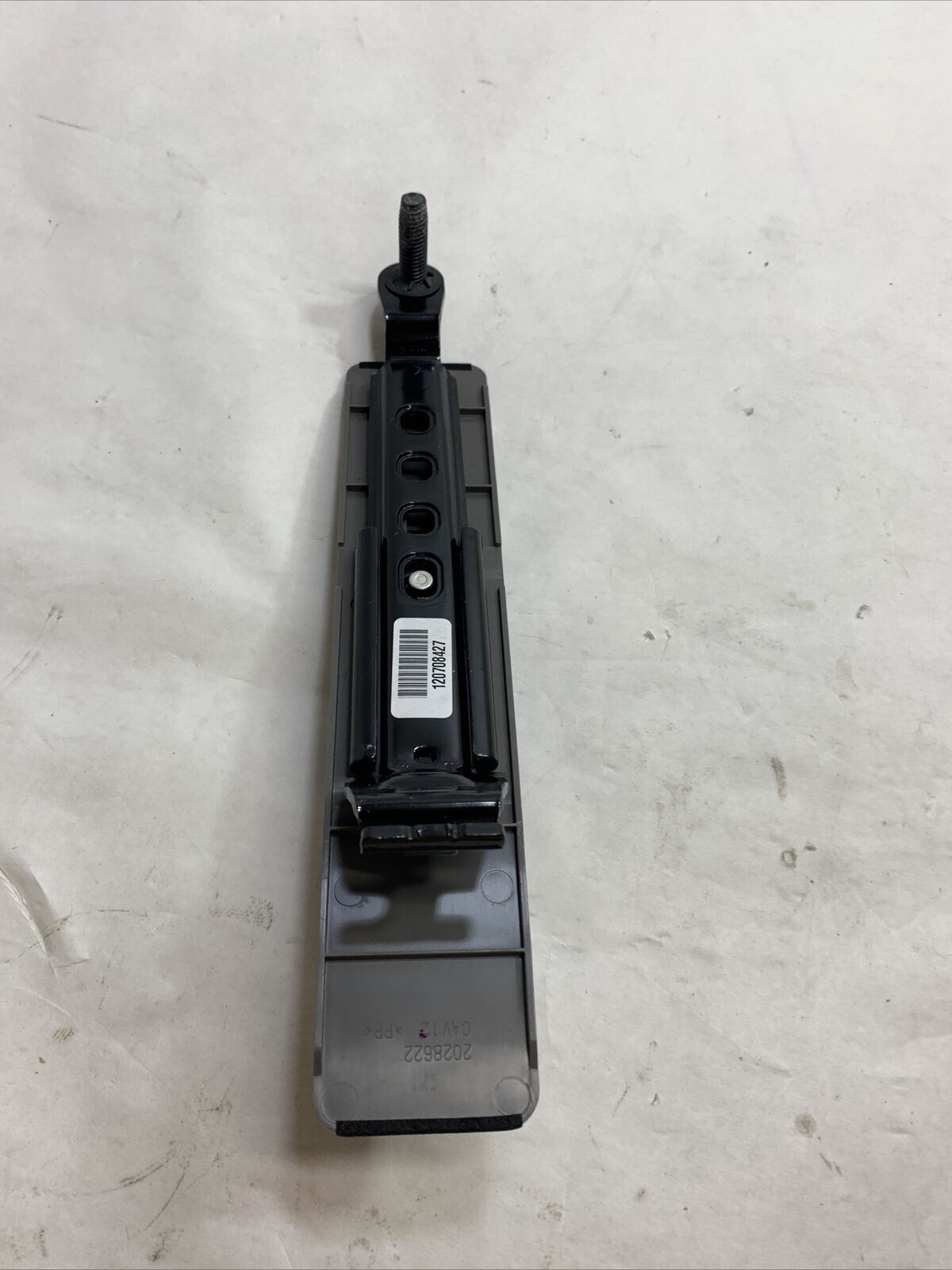 New OEM F-250 Super Duty Front Seat Belt-Height Adjuster Bracket HL3Z15602B82AA