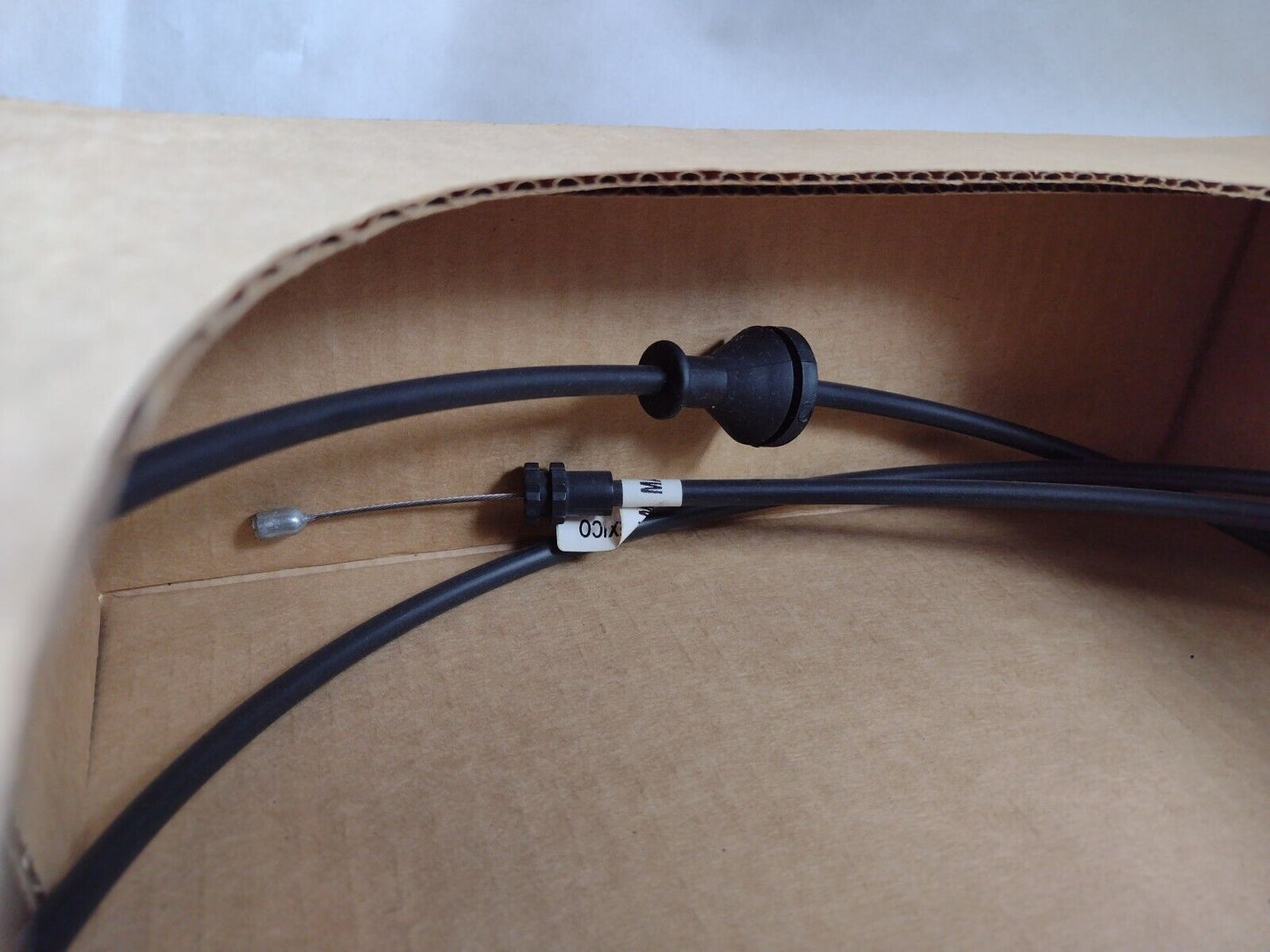 Genuine OEM GM Cadillac Escalade Hood Release Cable 1995-2000 15769412