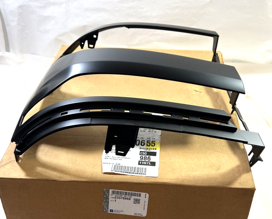 Genuine OEM GM Chevry Front Right Passenger Side Head Lamp Bezel 16-19 23378968