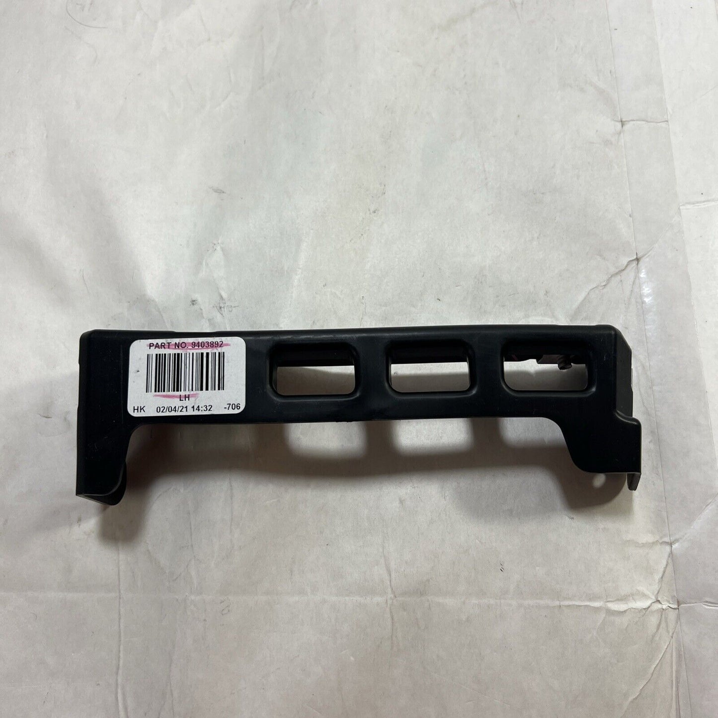 Genuine OEM GM Equinox Front Driver Side Wheelhouse Liner Bracket 18-23 23227561