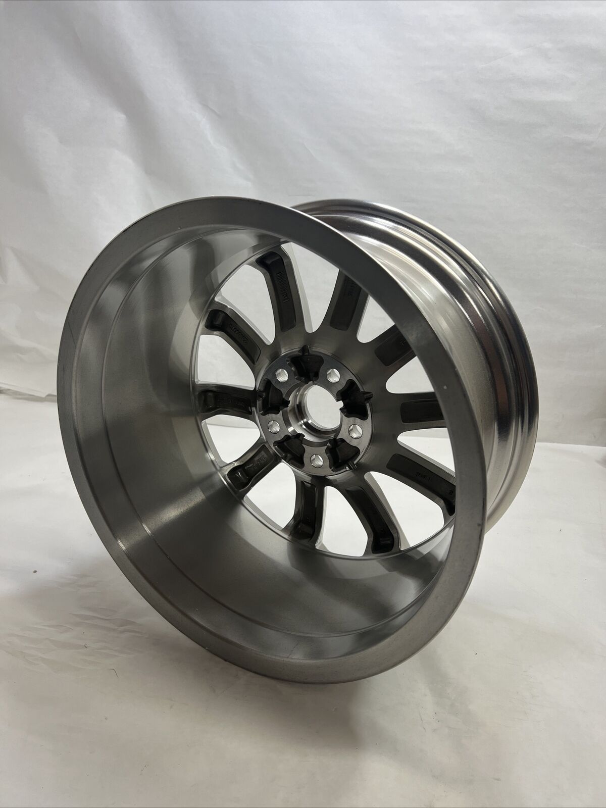 Genuine OEM GM Cadillac ATS Rim Wheel Aluminum 17x8 inch 2017-2018 23489521