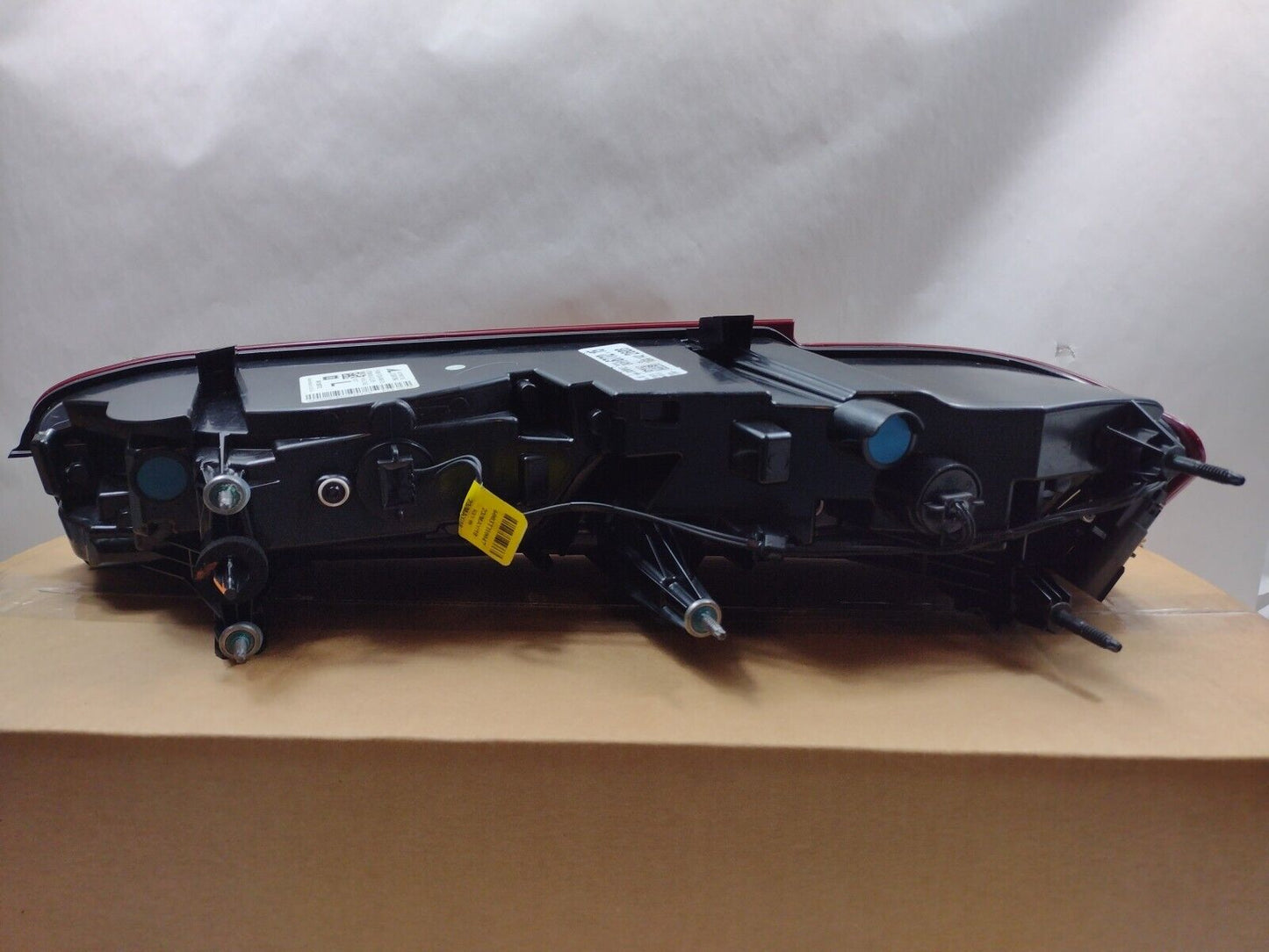 Genuine OEM GM Camaro Tail Light Driver Side 2016-2018 84136772