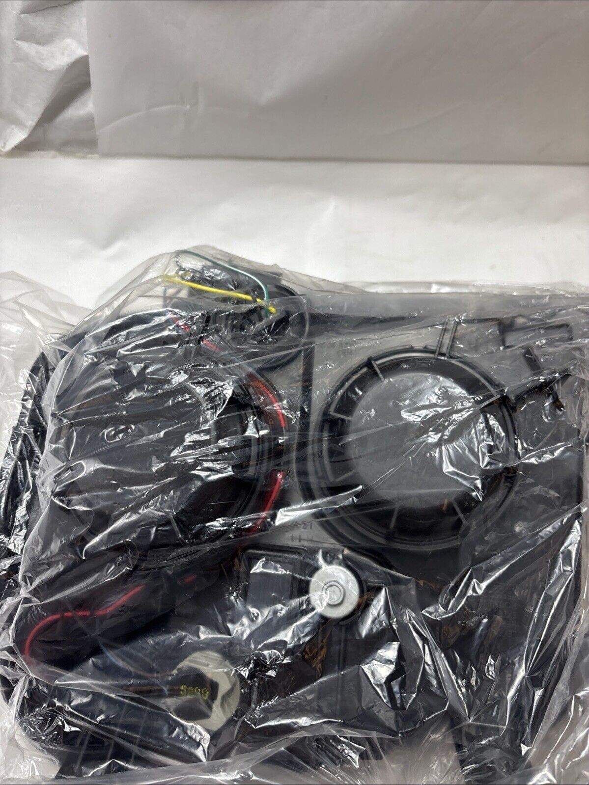 Genuine OEM GM GMC Terrain Denali Headlight 2016-2017 84791979