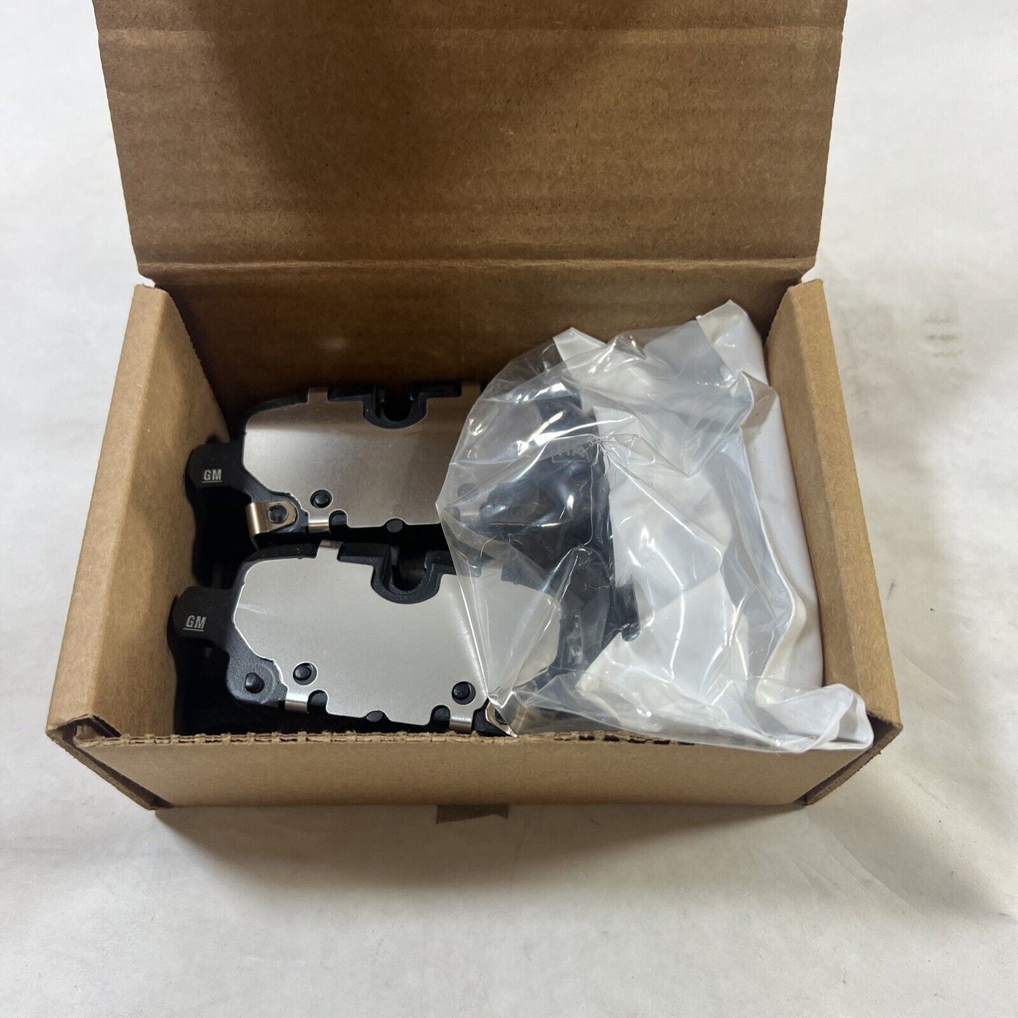 Genuine OEM GM ACDelco 1711270 Rear Disc Brake Pad Set 2020-2024 85143237