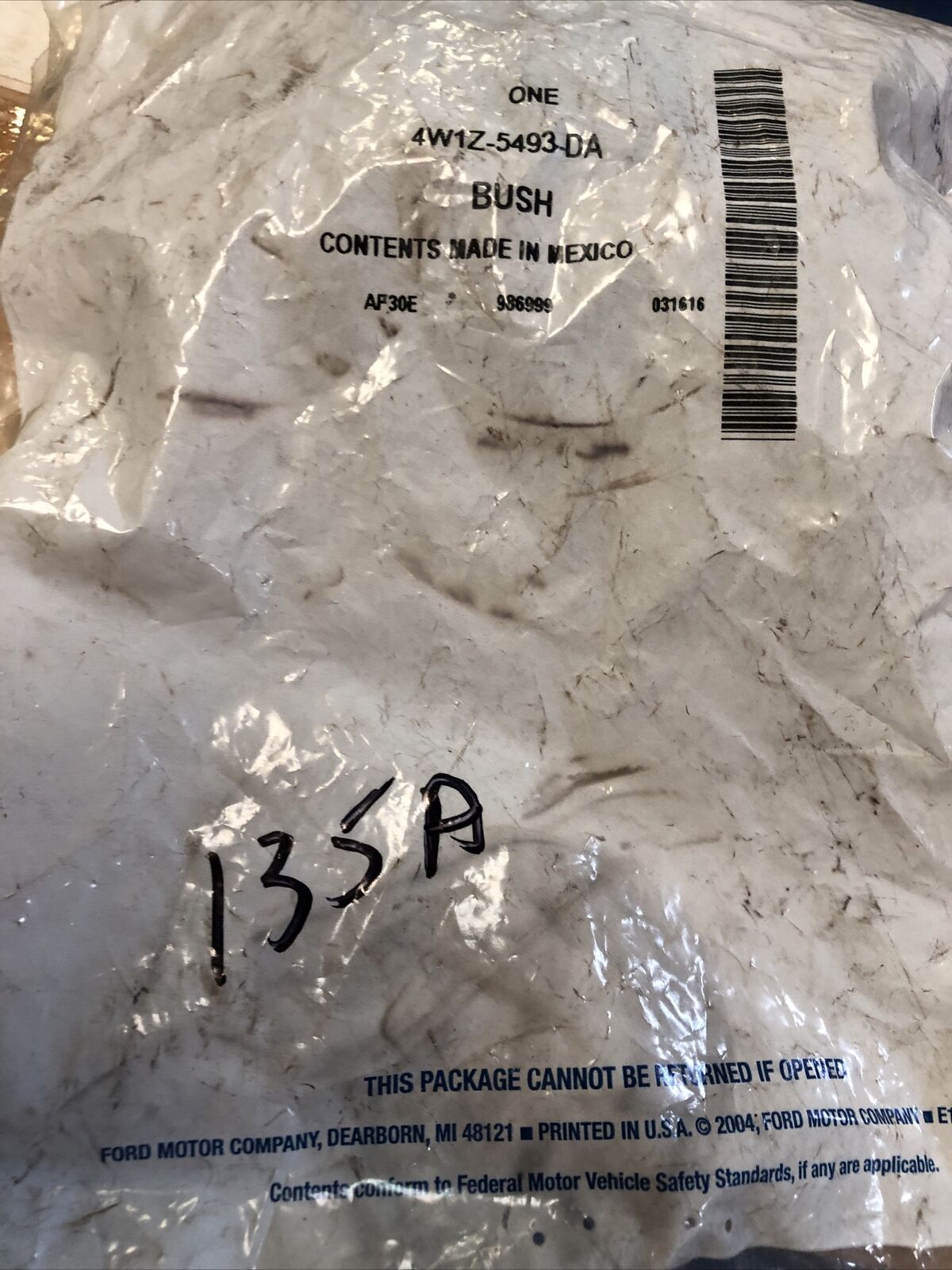 New OEM Genuine Ford Crown Victoria 2003-2011 Stabilizer Bar Bushing 4w1z5493da