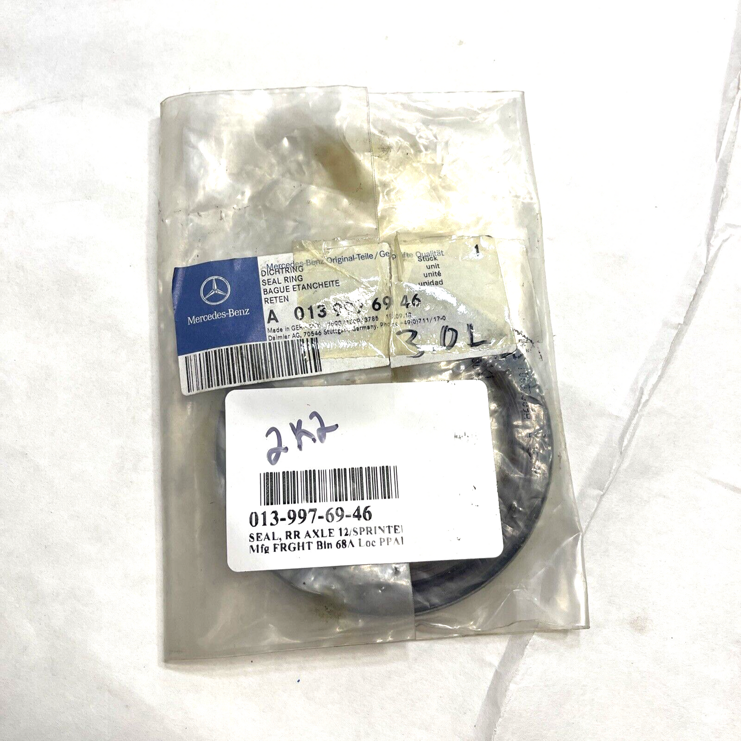 New OEM Gn Rear Wheel Hub Inside Sealing Ring Genuine Mercedes 741 - A0139976946