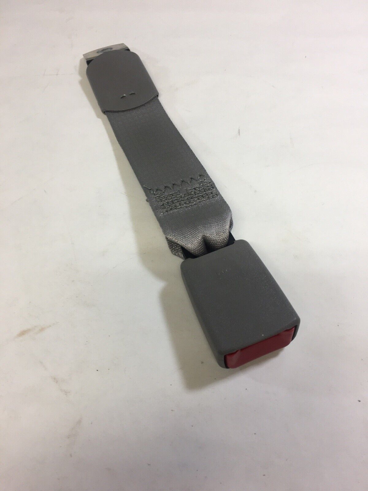 New OEM Chevy Uplander Seat Belt Buckle Driver Side 3rd Row 2005-07 89024035