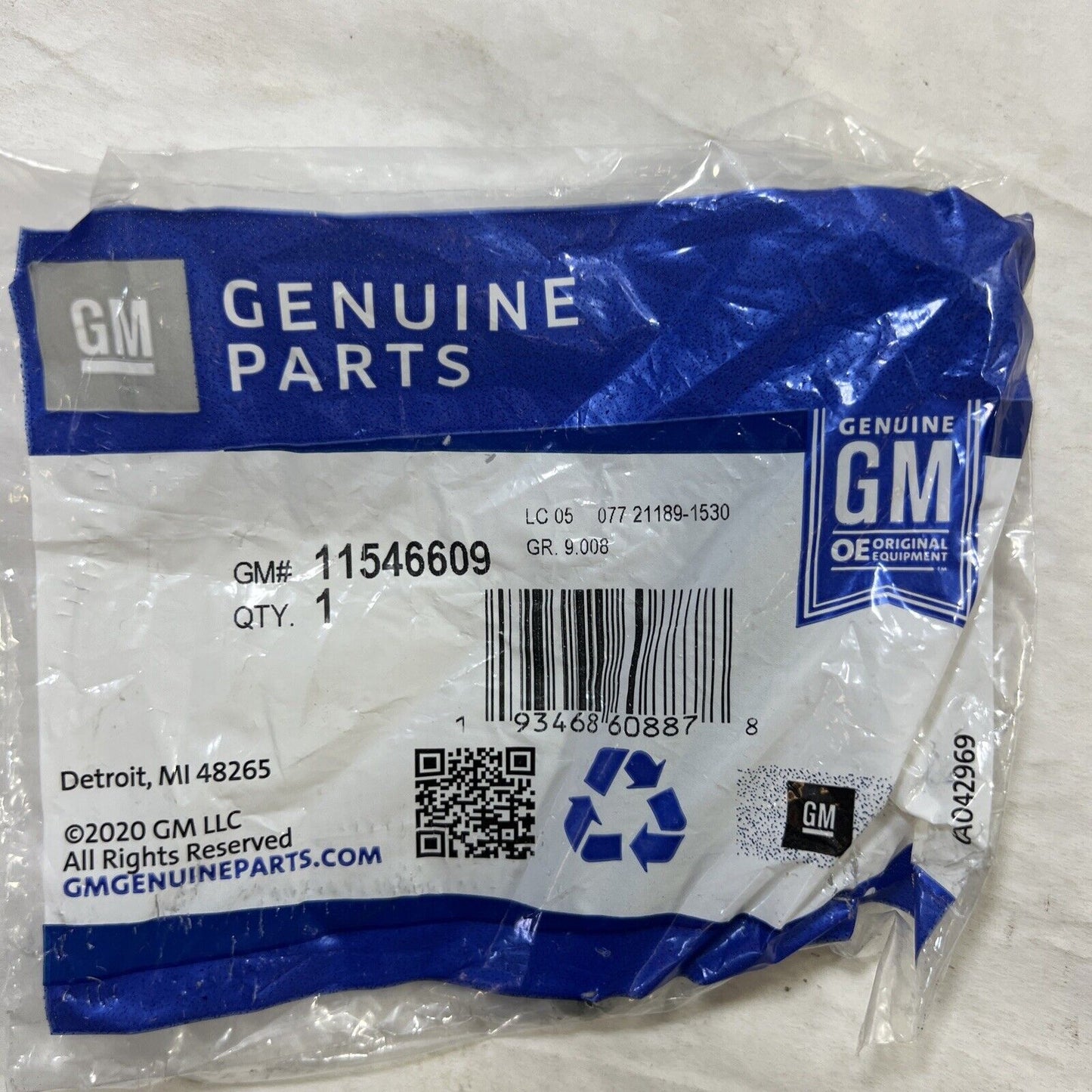 Genuine OEM GM Chevrolet Body Mount Cushion Bolt 2015-2024 11546609