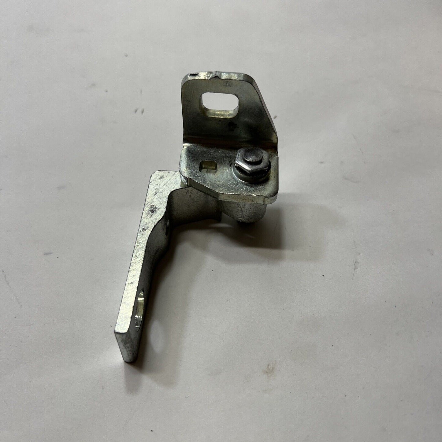 New OEM Genuine Ford Focus C-Max 12-18 Driver's Side Upper Hinge CP9Z-5422801-A