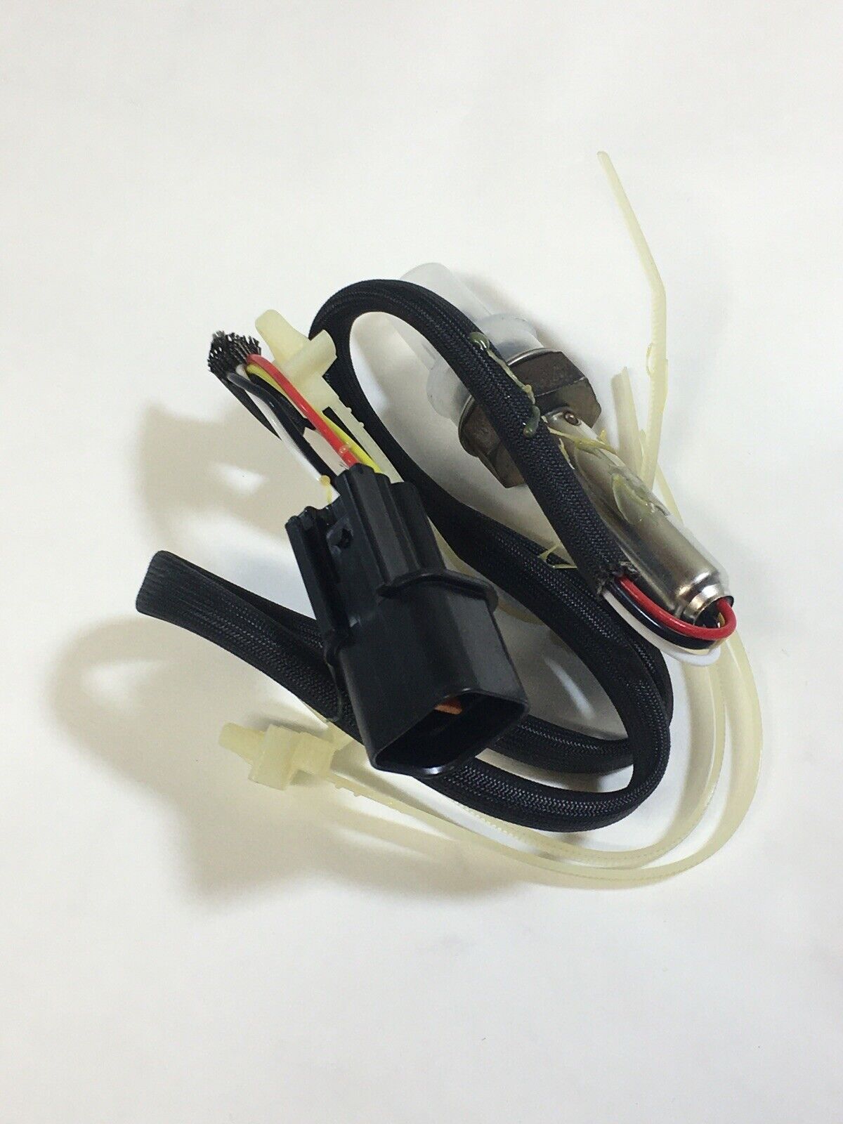 New OEM GM O2 Sensor Oxygen Sensor  ACDelco Professional  213-3122 19107466