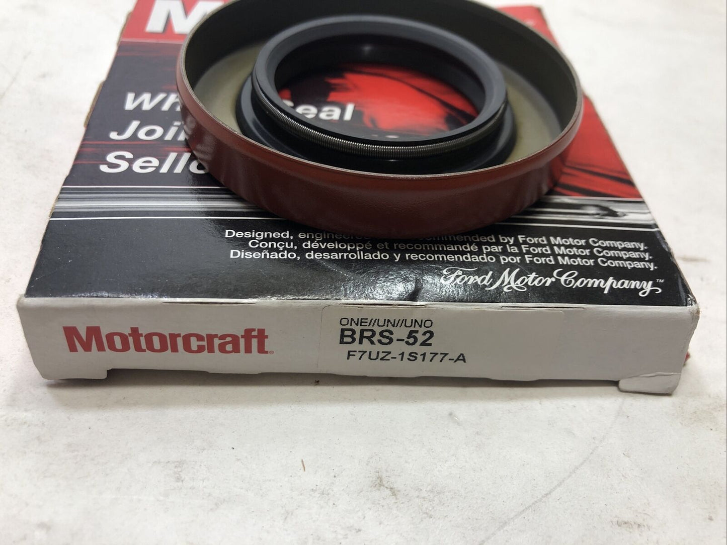 NEW Genuine Motorcraft  BRS52 Diff Output Shaft Seal