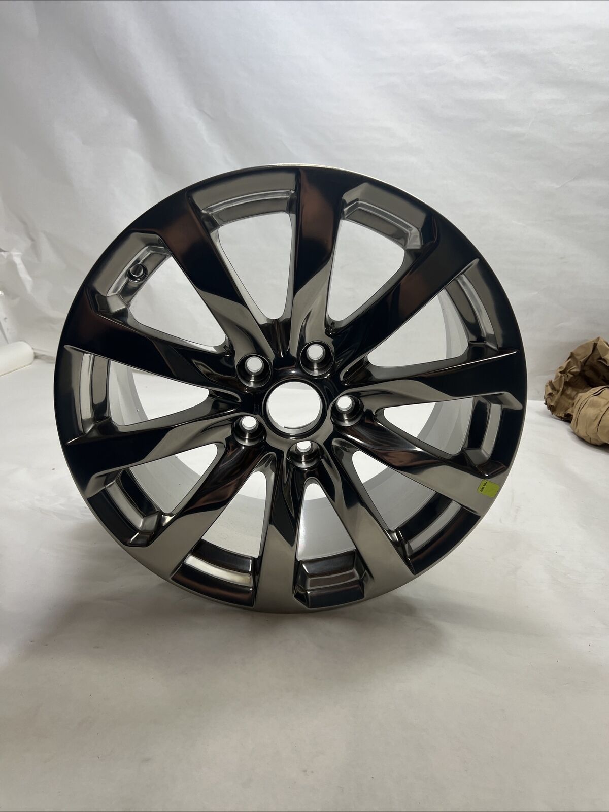 Genuine OEM GM Cadillac ATS Rim Wheel Aluminum 17x8 inch 2017-2018 23489521