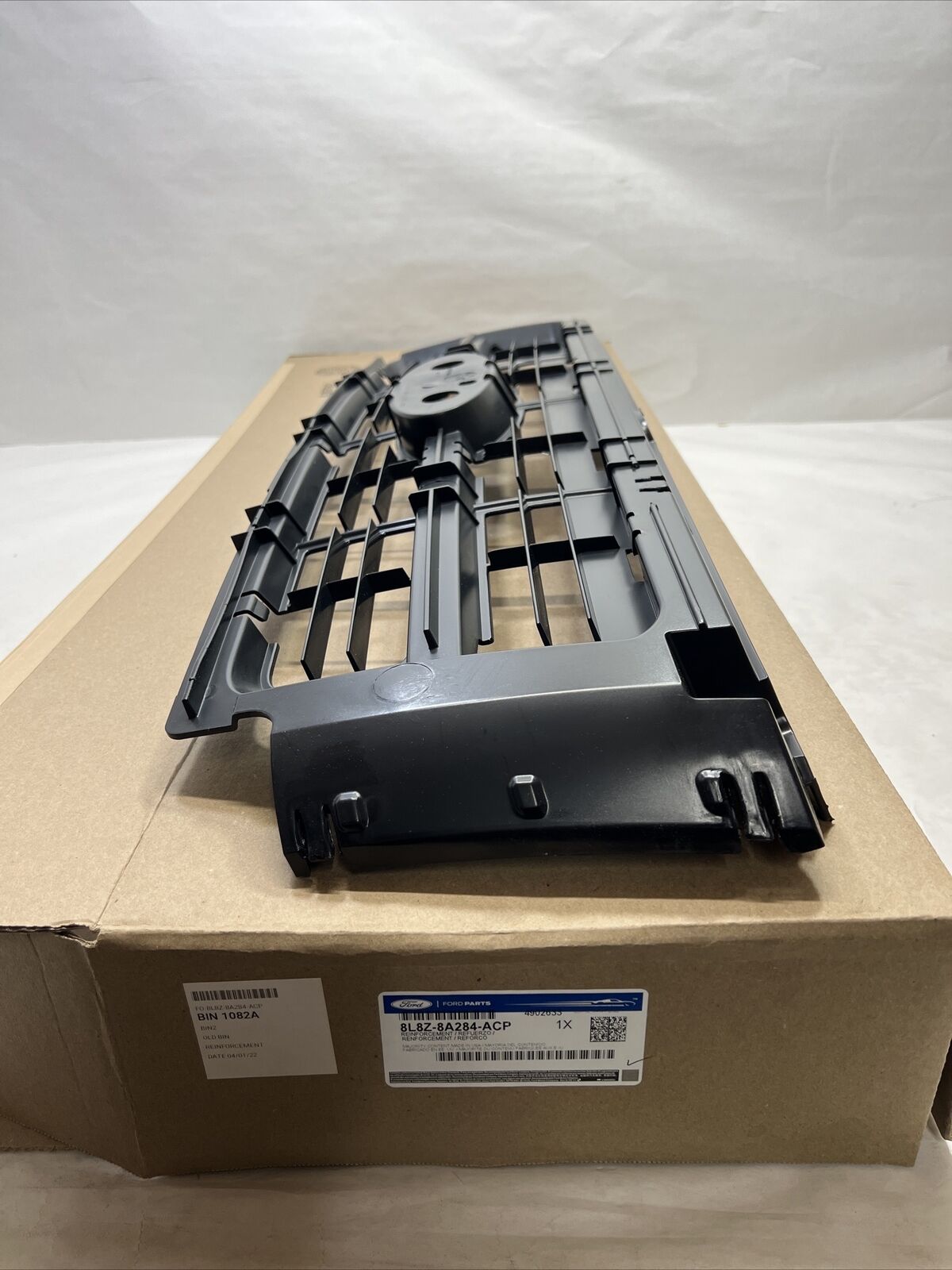 New OEM Ford Escape Grill Reinforcement GENUINE 2008-2012 8L8Z-8A284-A