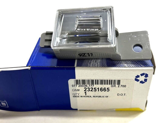 New OEM GM Chevy Silverado Colorado License Plate Lamp 2014-21 23251665