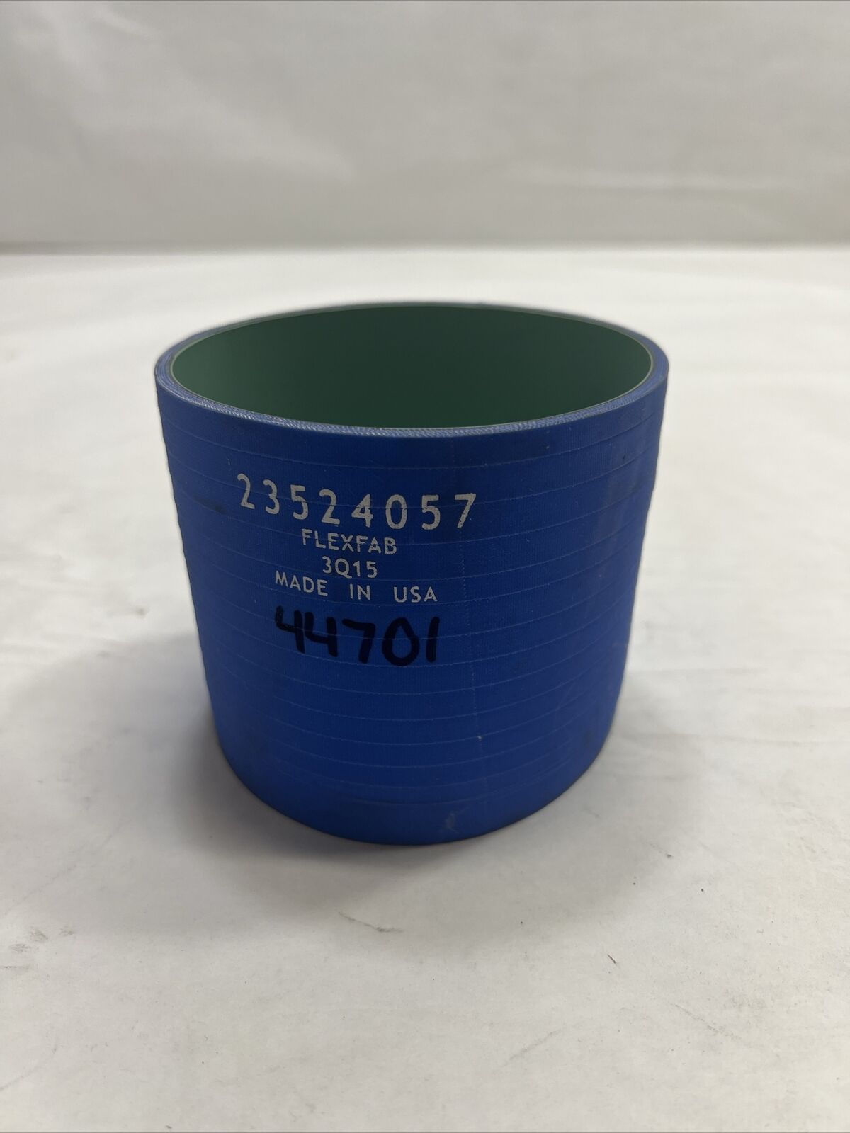 New OEM Genuine Detroit Diesel Air Intake Hose 23524057