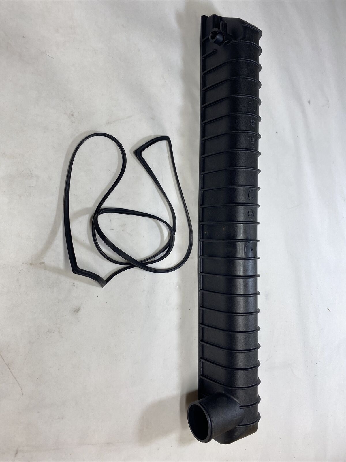 New OEM GM Radiator Top ACDelco 52455662