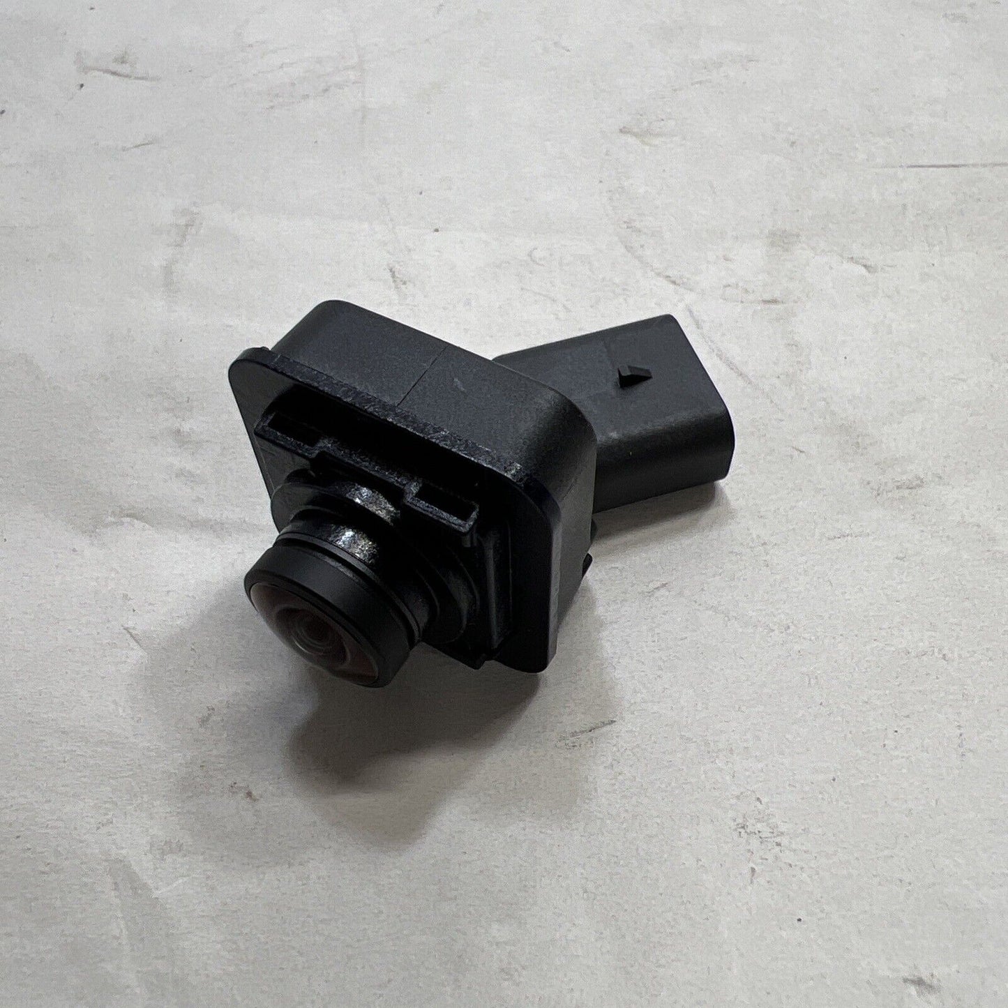 New OEM Genuine Ford Taurus 2010-2019 Water Inlet Tube Bolt JL1Z19G490B