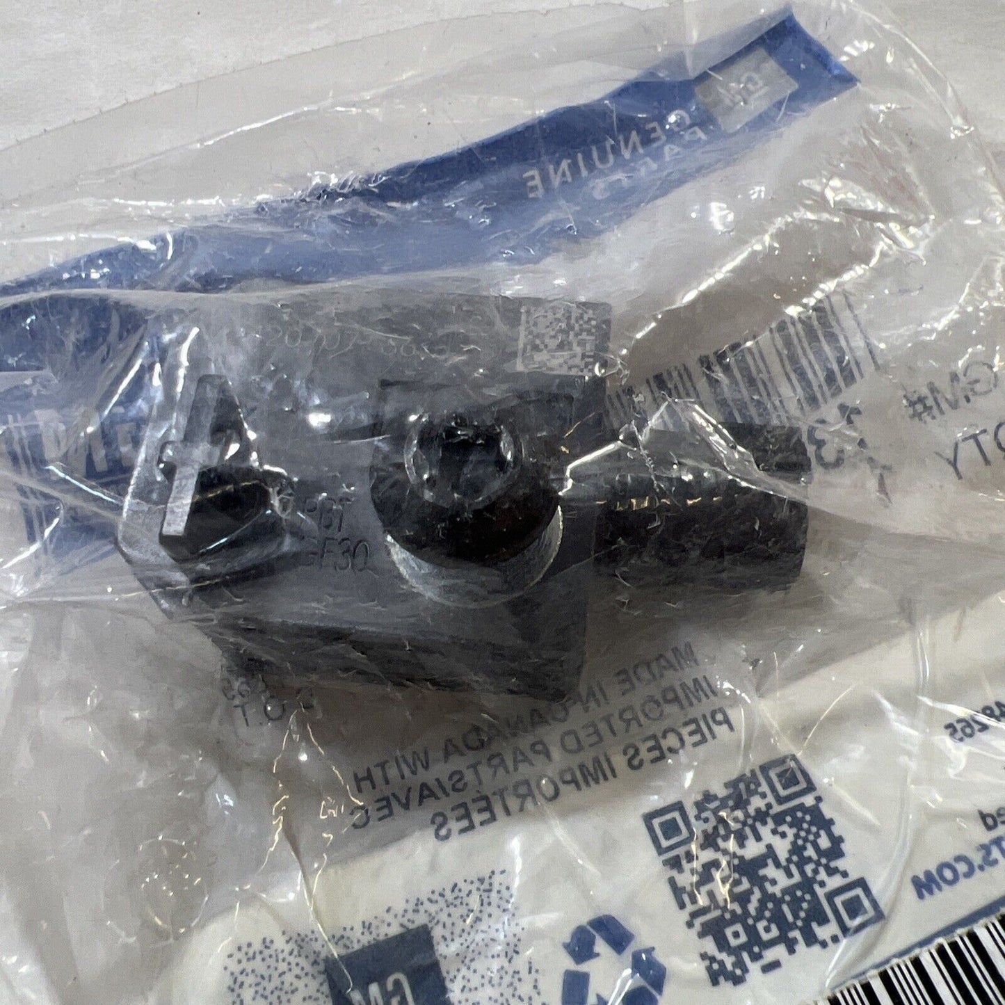 Genuine OEM GM Chevrolet Equinox Side Impact Sensor 2013-2021 13504470