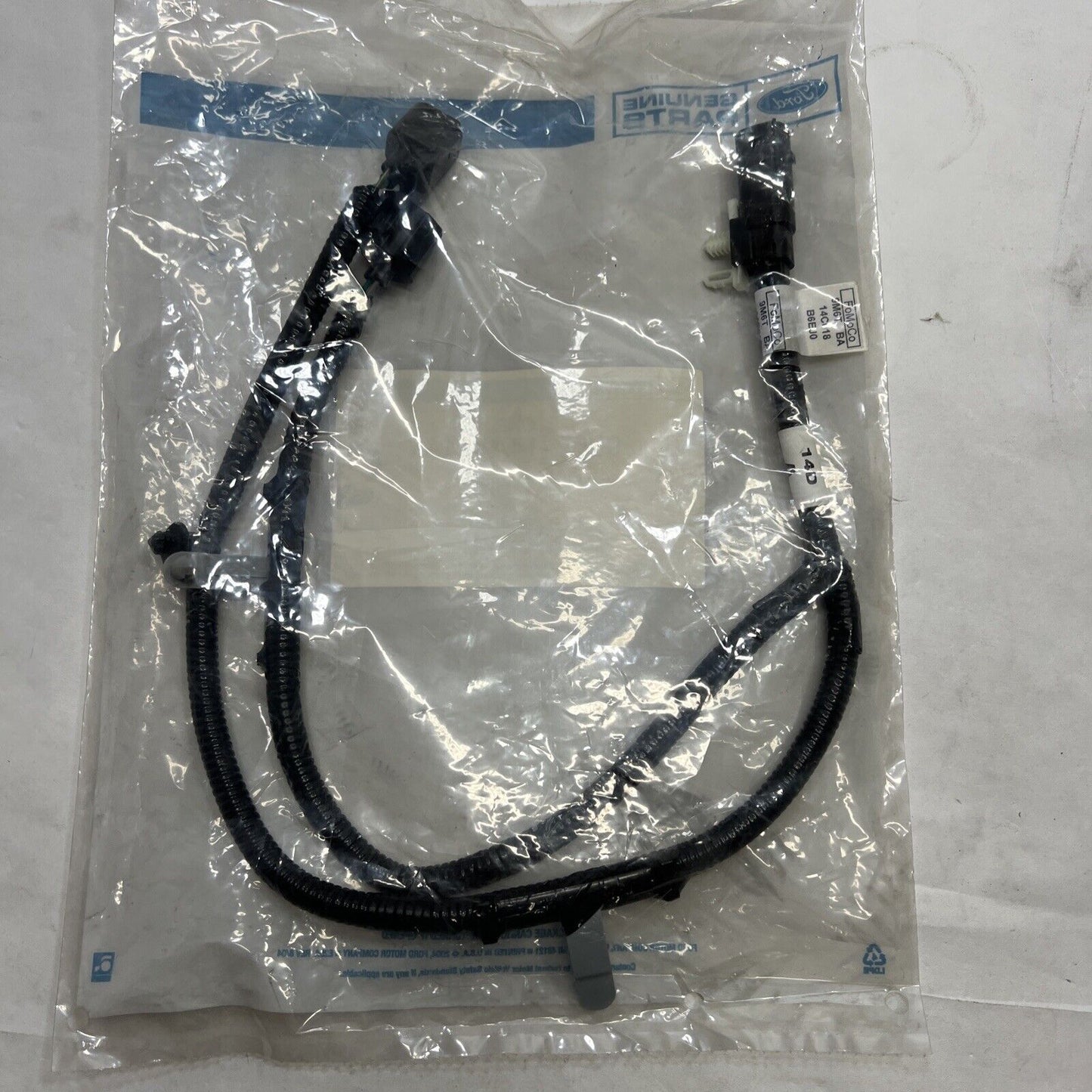 New OEM Ford Fuel Vapor Purge Solenoid Jumper Escape Hybrid 09-12 9L8Z-14A411-A