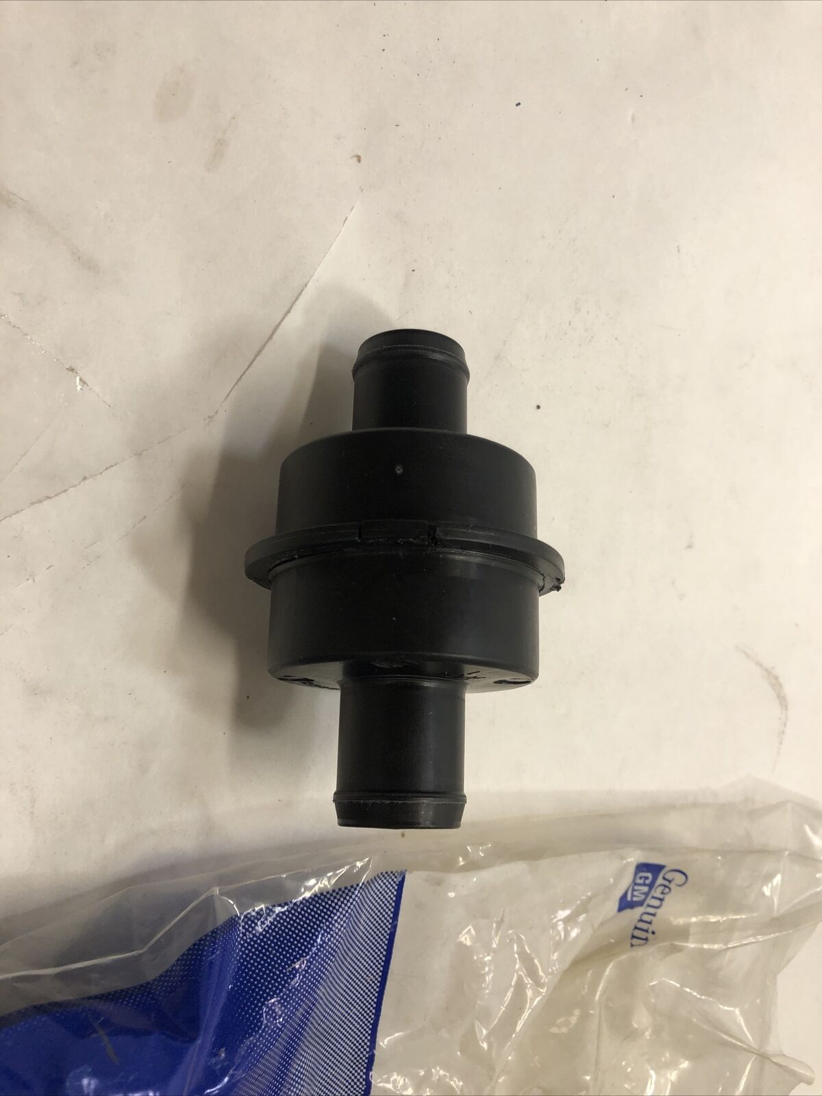 GM OEM-EGR Valve  00-04 24508958