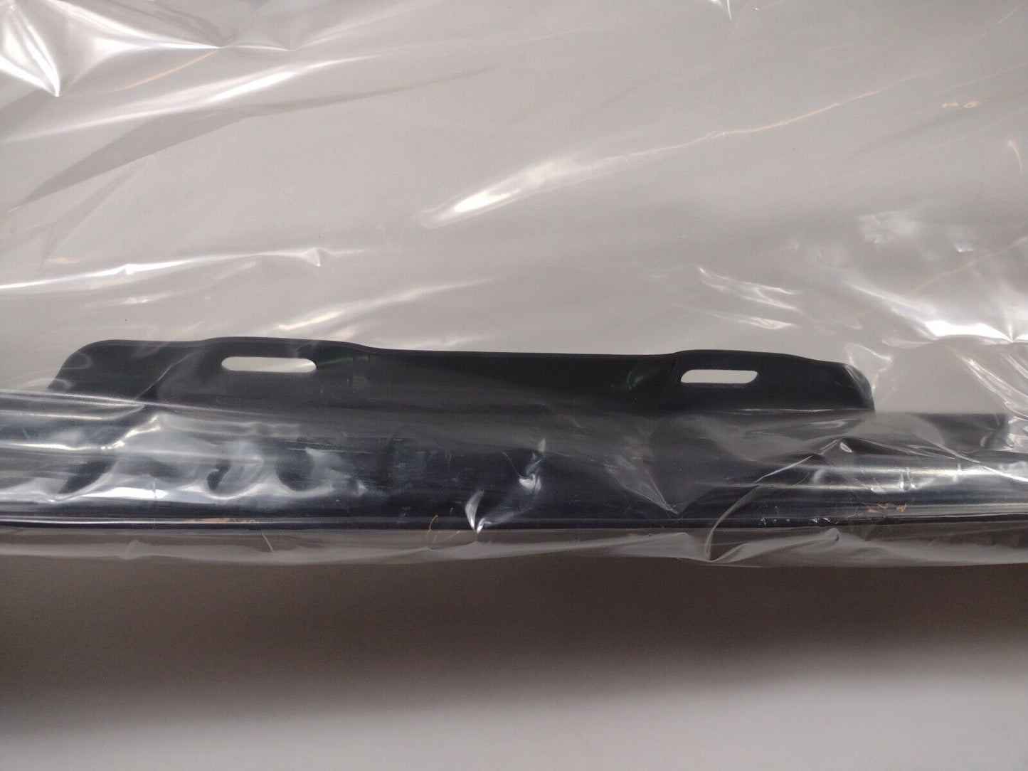 Genuine OEM GM Chevy Silverado 2500 Air Deflector Hood Engine 2015-2019 19329331