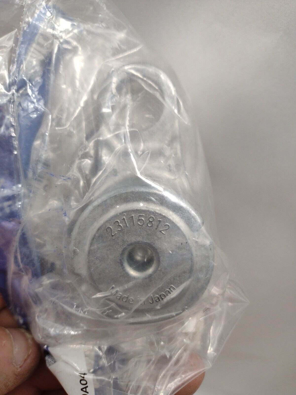 Genuine OEM GM Chevy Silverado 1500 LD Tailgate Bushing 2014-2019 23115812