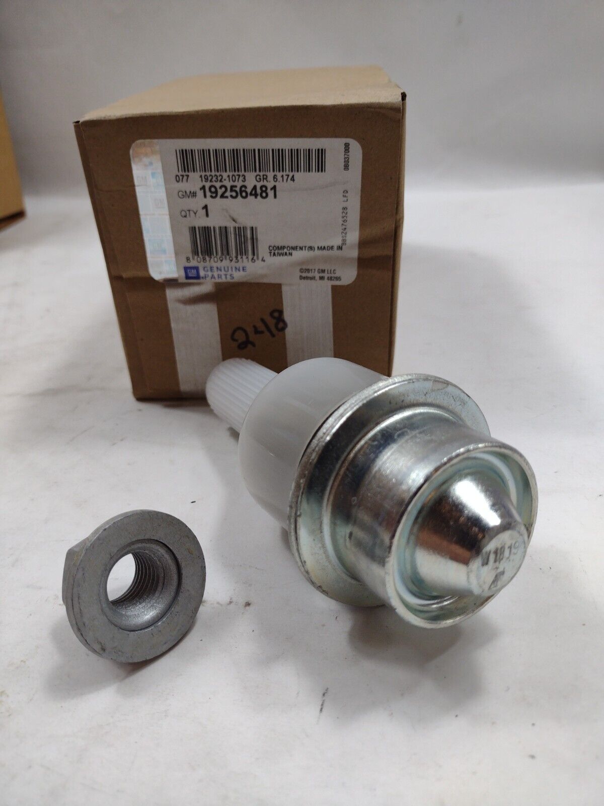 Genuine OEM GM Chevrolet Tahoe Lower Ball Joint 2007-2014 19256481