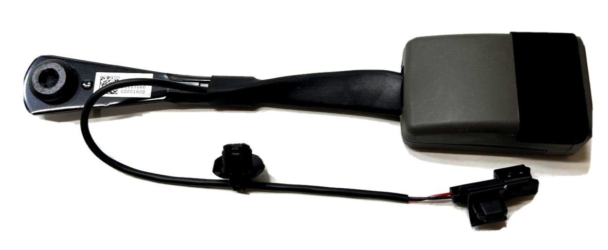 New OEM Genuine GM Chevrolet Traverse 2018-2021 Front Seat Belt Buckle 84749816