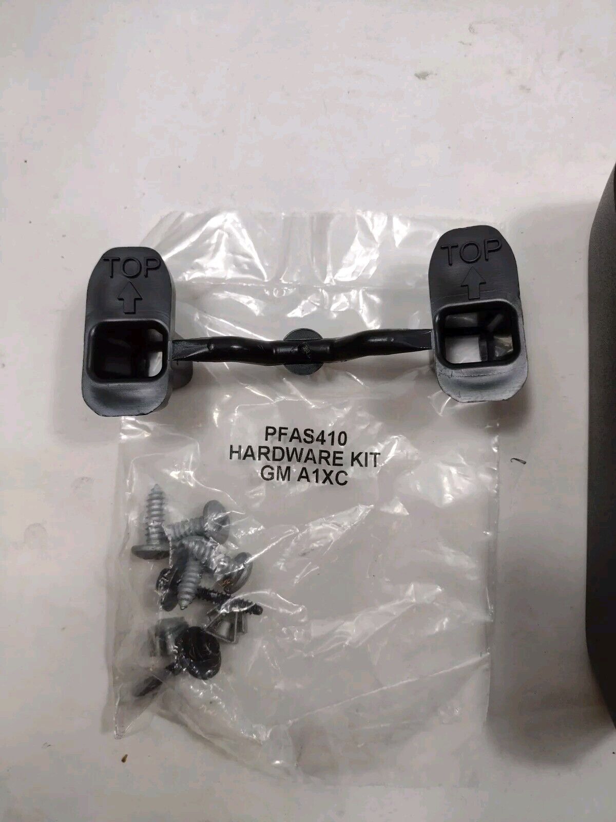 GM Genuine Parts 84618405 License Plate Bracket