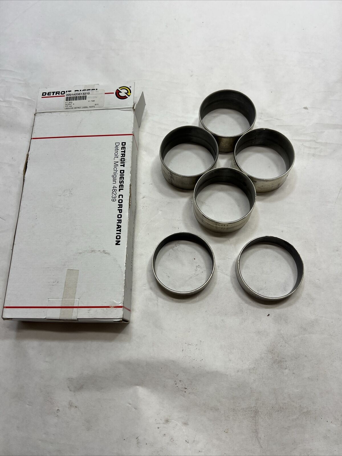 New OEM Genuine Detroit Diesel Balance Shaft Bushing Kit 23513210