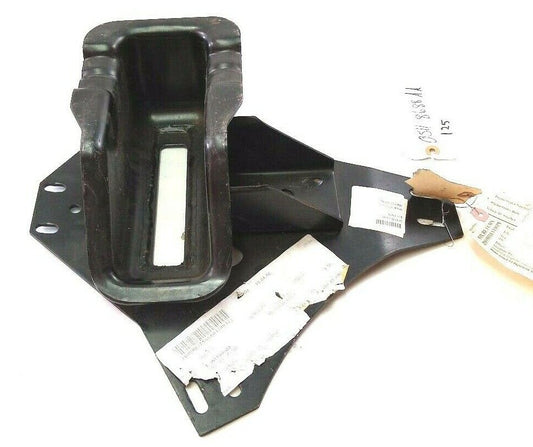 New OEM Dodge Sprinter Bracket Front Passenger Side New 2003-2006  05118688AA