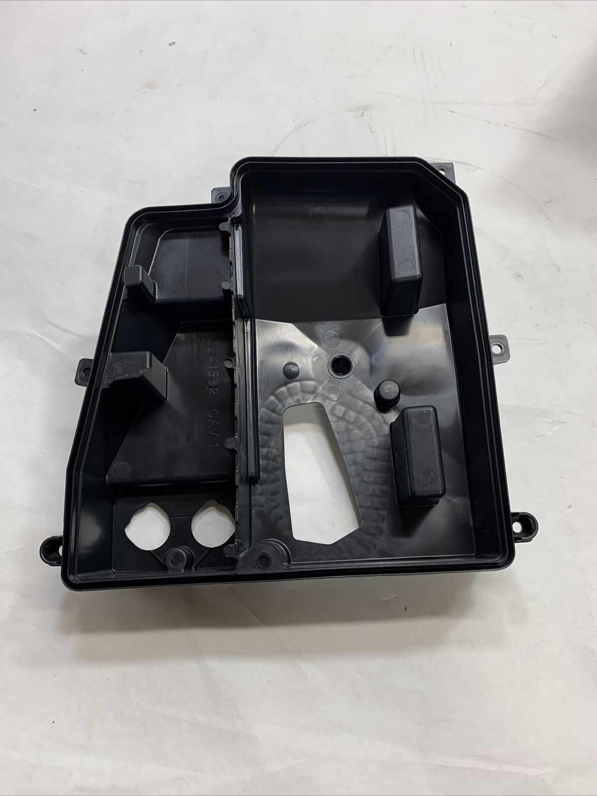 New OEM GM Cadillac Escalade ESV 07-20  Auxiliary HVAC Heater Cover 15225890