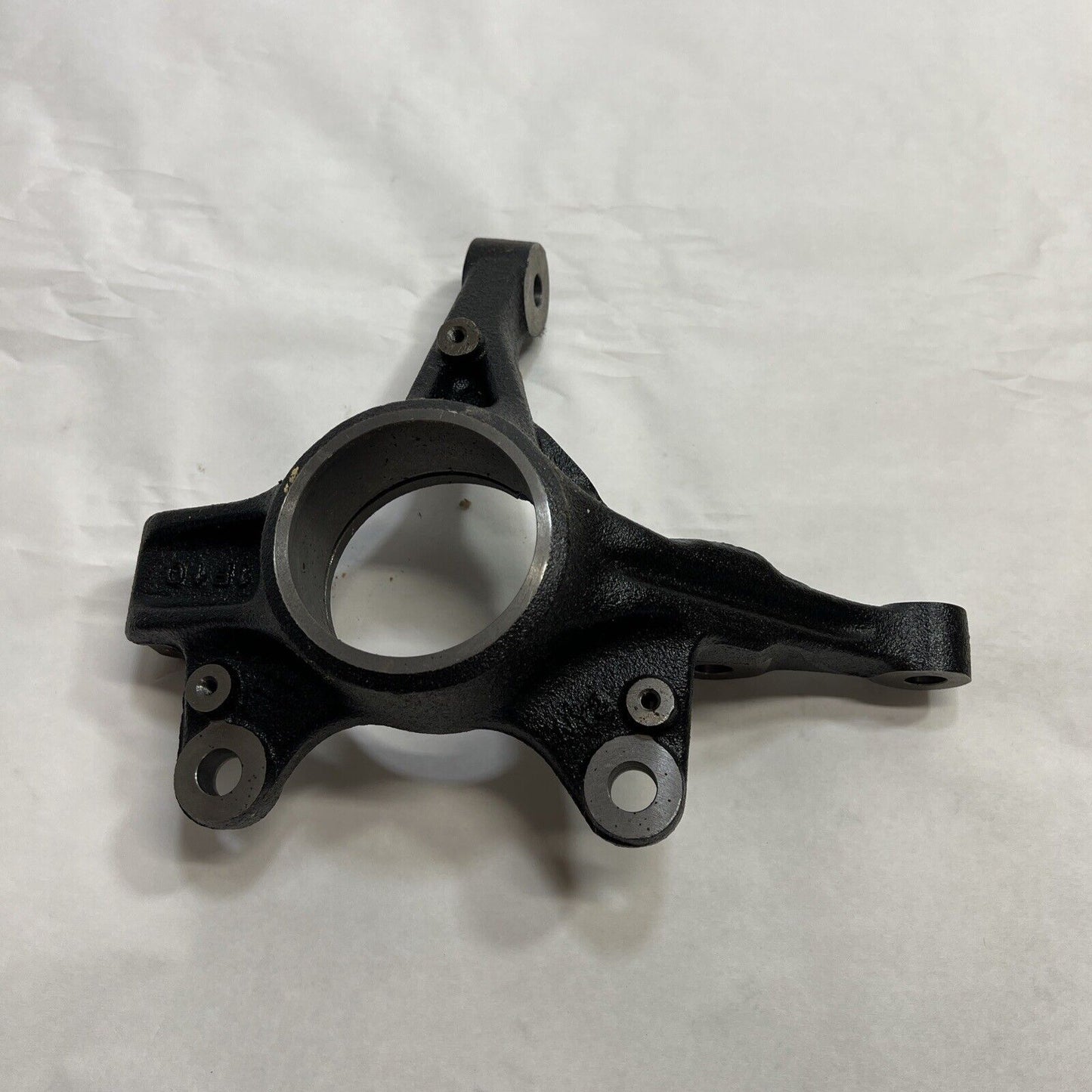 Genuine OEM GM Buick Encore Steering Knuckle 2013-2021 94524774