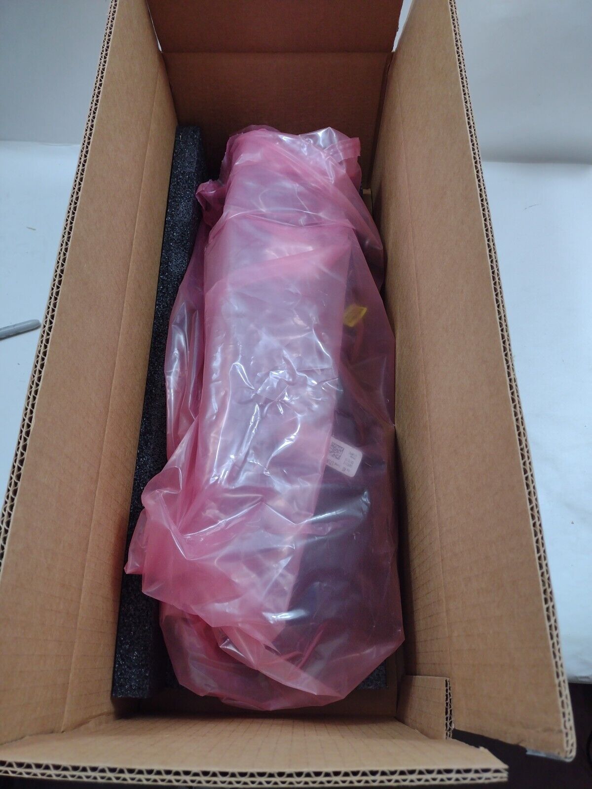 Genuine OEM GM Chevrolet Camaro Passenger Side Tail Light 2016-2018 84136771