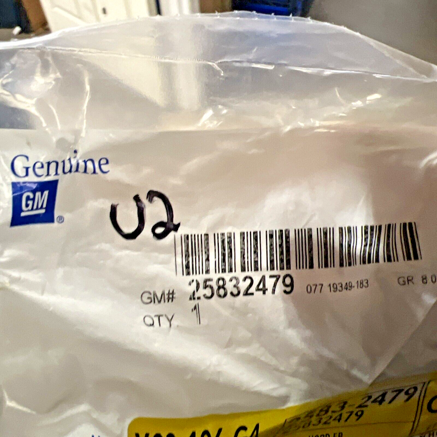 Genuine OEM GM Equinox Left Driver Side Bumper Cover Seal 2010-2017 25832479