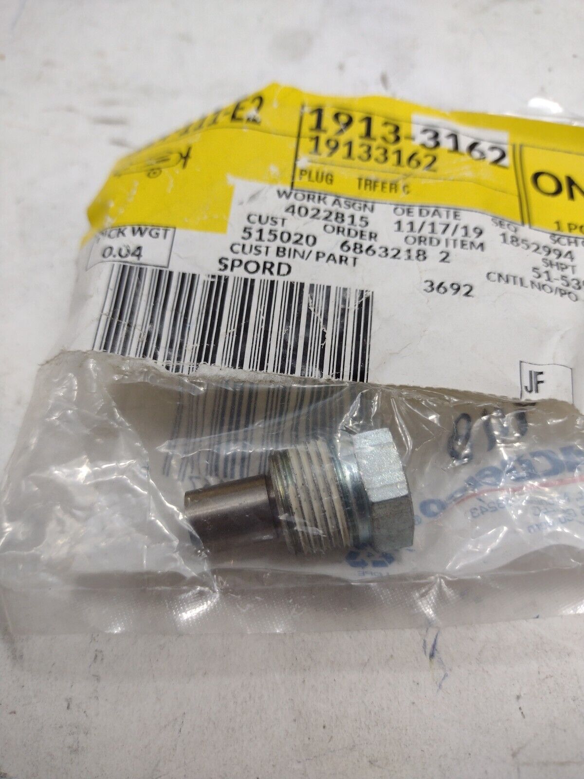 GM Genuine Parts 19133162 Transfer Case Oil Drain Plug