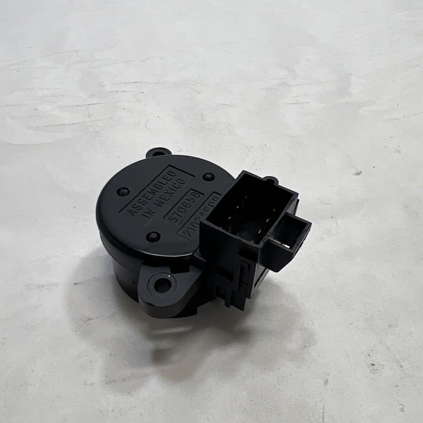Genuine OEM GM ACDelco Torrent Ignition Switch 1991-2008 D1432F 21024609