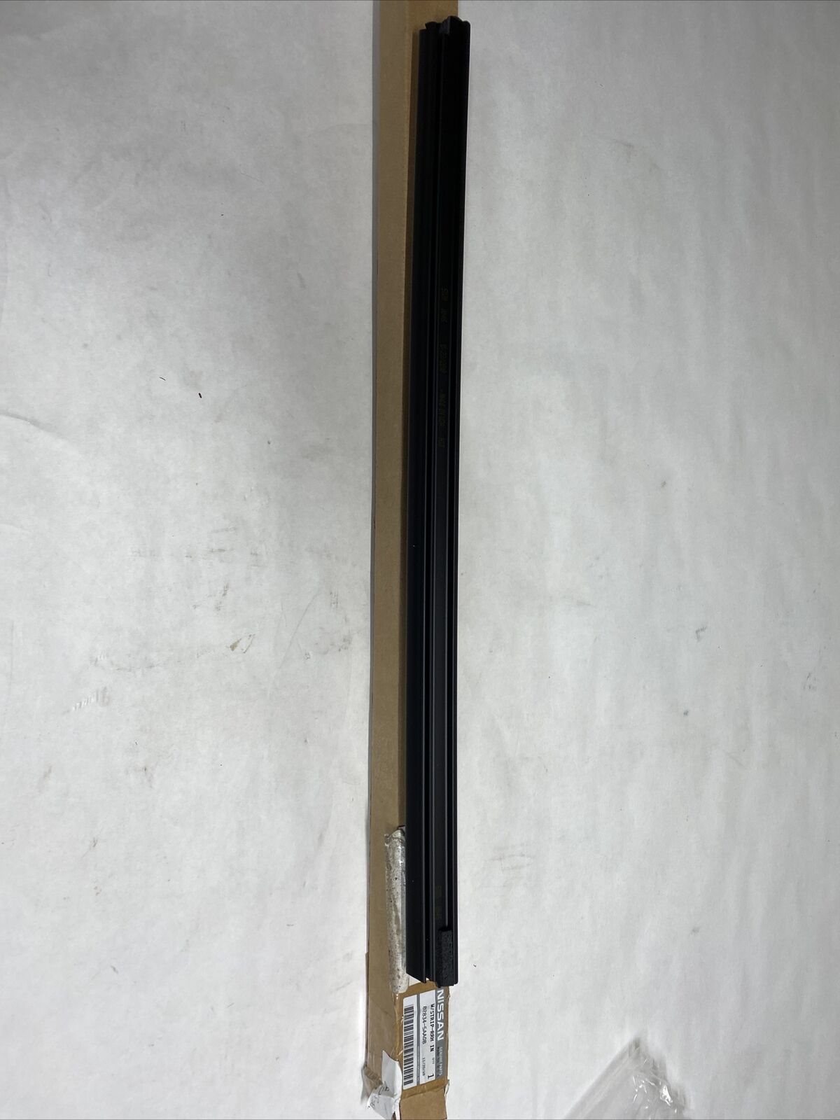New OEM Nissan Murano Belt Weather-strip 2015-2020 82834-5AA0B