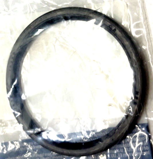 New OEM Genuine Output Shaft Oil Seal For Transfer Box E0TZ7B215A