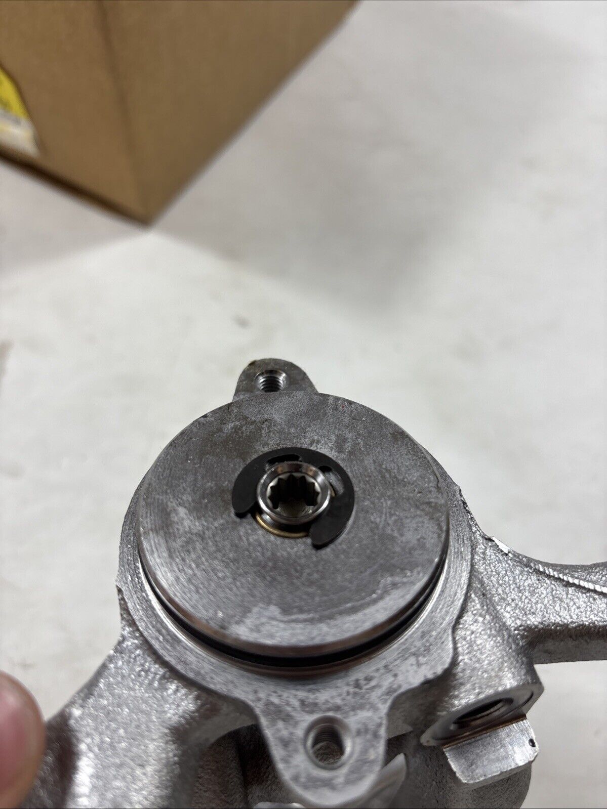 Genuine OEM GM Chevrolet Malibu Brake Caliper Rear 2016-2025 13595649