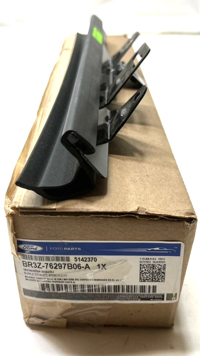 New OEM Ford Mustang Weatherstrip Right Passenger BR3Z-76297B06-A