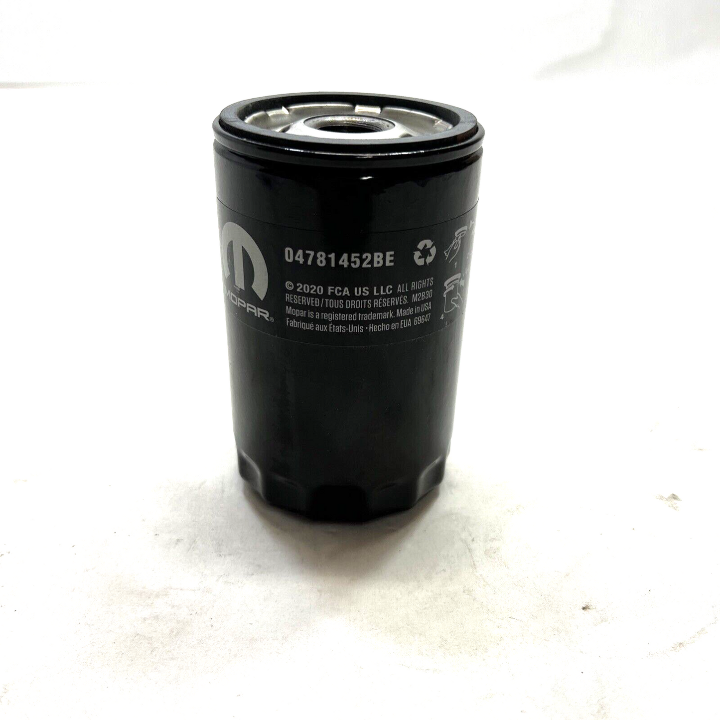 NEW MOPAR  Engine Oil Lube Filter *Free Shipping* 4781452BE