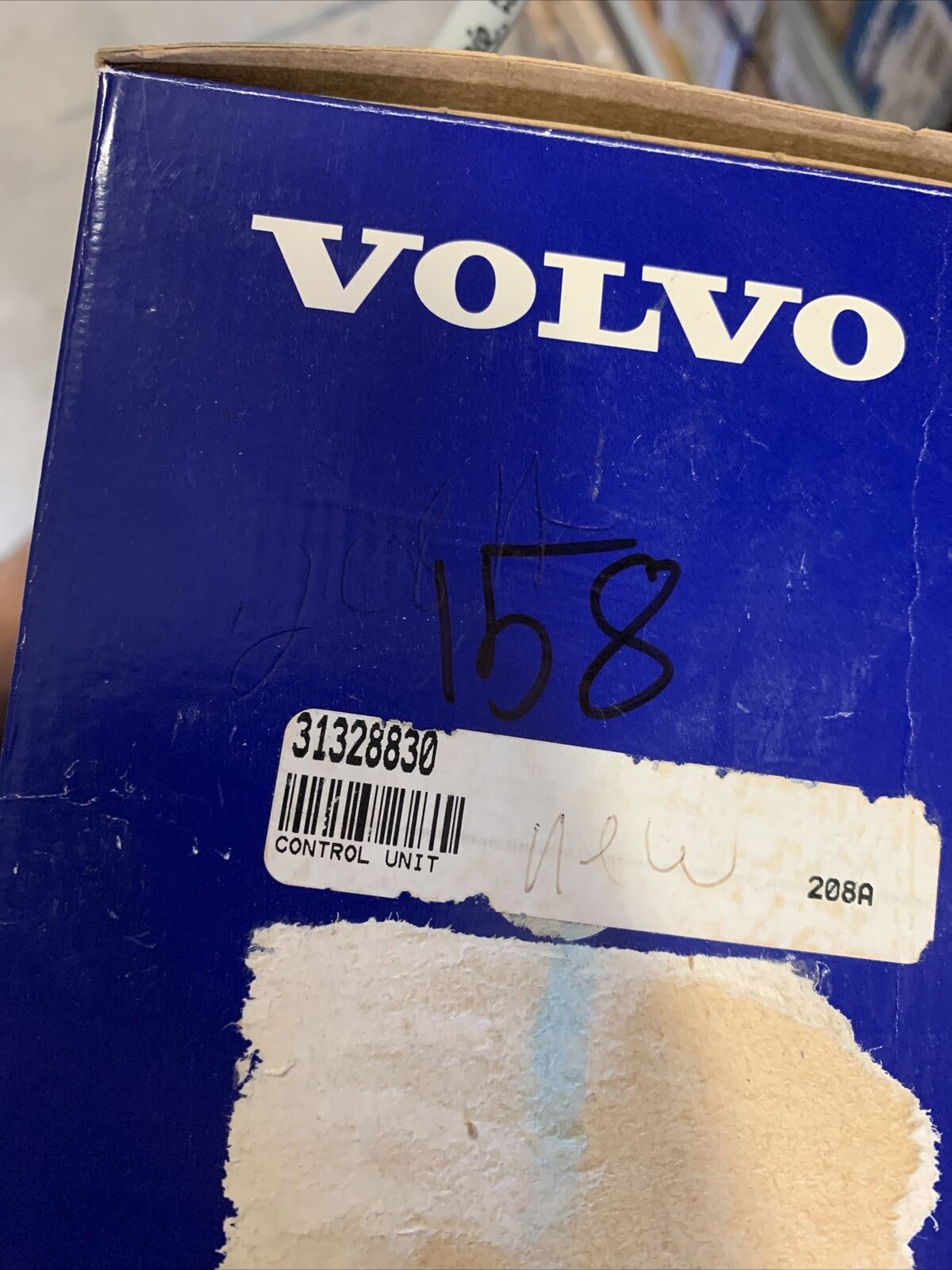 New OEM 2010-2011 Volvo Xc60 Dash Upper Display Screen 30772584