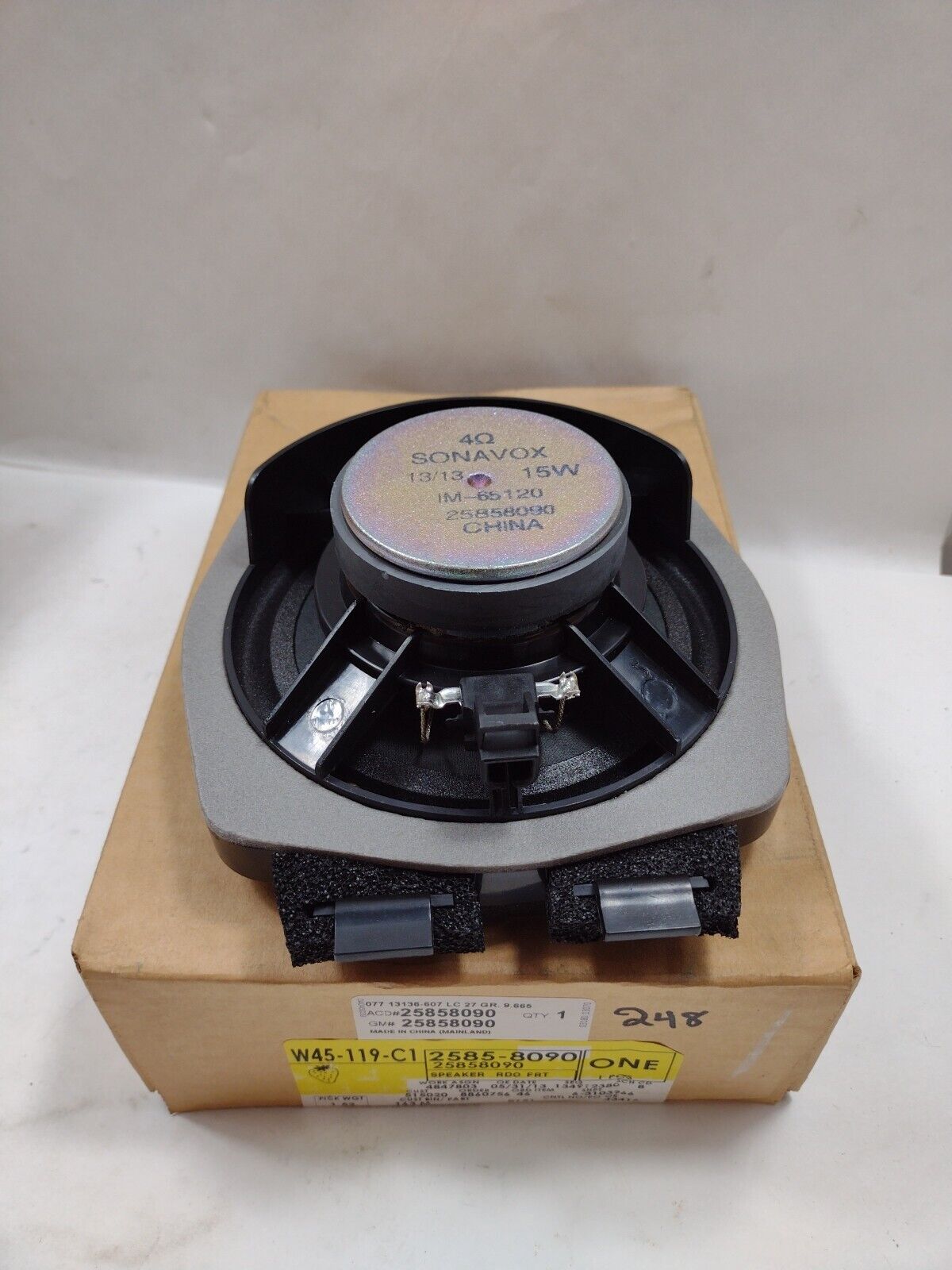 Genuine OEM GM Chevrolet Colorado Speaker 2004-2012 25858090