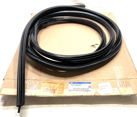 New OEM Genuine Ford Center Inner Door Weather strip Seal Body EK4Z61404A06E