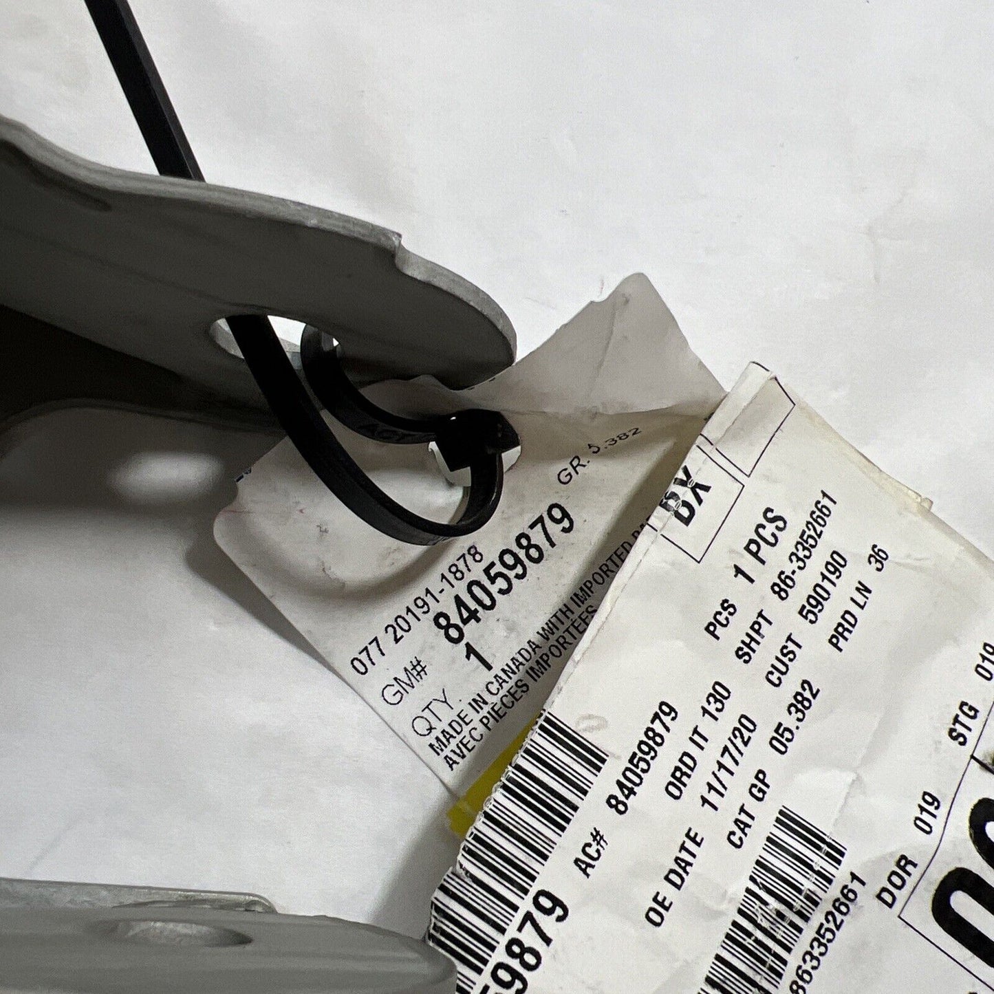 Genuine OEM GM Chevrolet Rear Lower Control Arm Spring 2023 - 2024 87825466